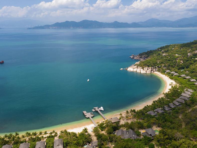 [TOP 10+] Resort 5 Sao Nha Trang - "Sang Chảnh + View Biển!"